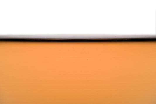 close-up of wild-farmed oolong tea liquor